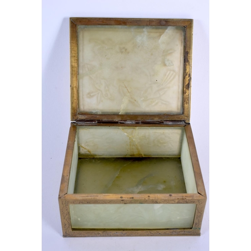 1680 - AN EARLY 20TH CENTURY CHINESE JADE AND BRONZE CASKET Late Qing/Republic. 11 cm x 9 cm.