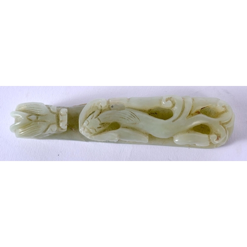 1701 - A LARGE 19TH CENTURY CHINESE CARVED GREEN JADE DRAGON BELT HOOK Qing. 95 grams. 12.5 cm x 2.75 cm.