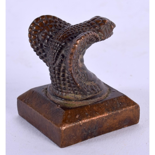 1715 - A CHINESE BRONZE RAMS HEAD SEAL 20th Century. 108 grams. 3.75 cm x 3 cm.