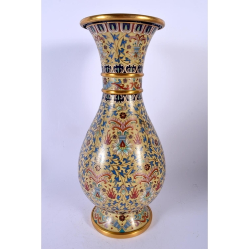 1741 - A LARGE EARLY 20TH CENTURY CHINESE CLOISONNE ENAMEL VASE Late Qing/Republic. 31 cm high.