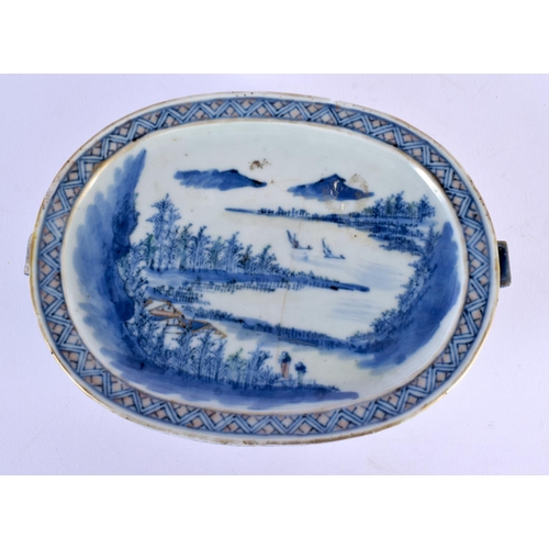 1746 - A RARE 18TH CENTURY CHINESE BLUE AND WHITE DOUCAI PORCELAIN DISH WARMER Qianlong. 18 cm x 14 cm.