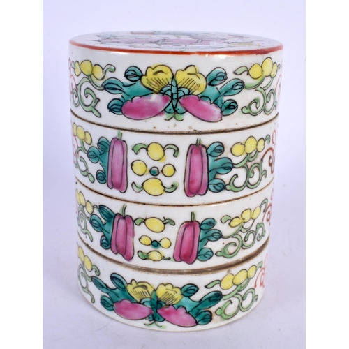 1770 - AN EARLY 20TH CENTURY CHINESE FAMILLE ROSE STACKING BOXES AND COVERS Late Qing/Republic. 11 cm x 8 c... 