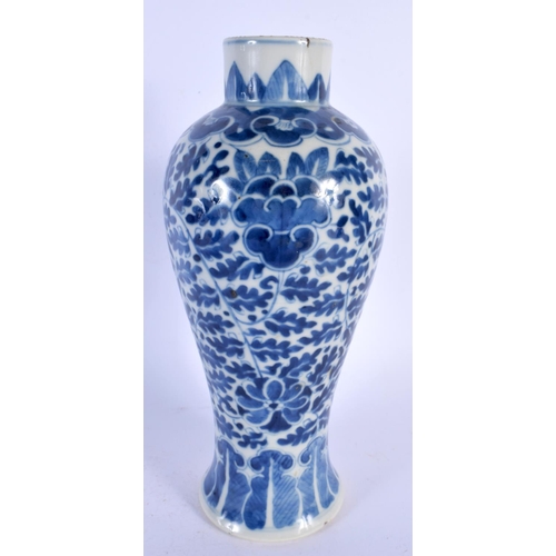 1780 - A LARGE 19TH CENTURY CHINESE BLUE AND WHITE PORCELAIN VASE bearing Kangxi marks to base. 25 cm high.