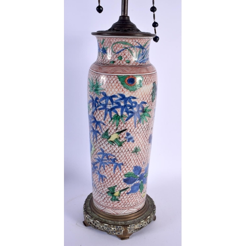 1787 - A RARE 19TH CENTURY CHINESE WUCAI PORCELAIN ROLWAGEN LAMP Transitional style, painted with fowl with... 