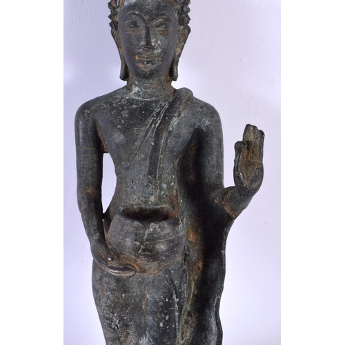 1796 - A 19TH CENTURY THAI SOUTH EAST ASIAN BRONZE FIGURE OF A BUDDHA. 30 cm high.