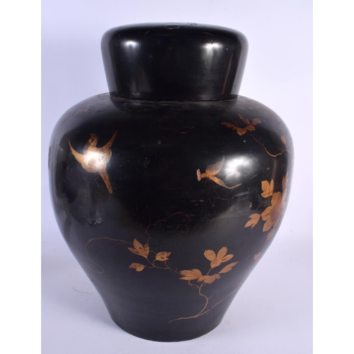 1800 - A LARGE 19TH CENTURY JAPANESE MEIJI PERIOD BLACK LACQUER JAR AND COVER decorated with foliage. 46 cm... 