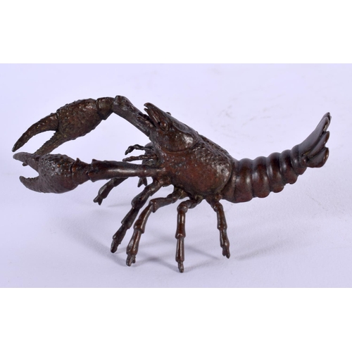 1822 - A JAPANESE BRONZE LOBSTER. 106 grams. 9.5 cm x 5.5 cm.