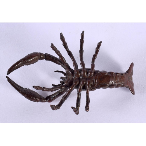 1822 - A JAPANESE BRONZE LOBSTER. 106 grams. 9.5 cm x 5.5 cm.