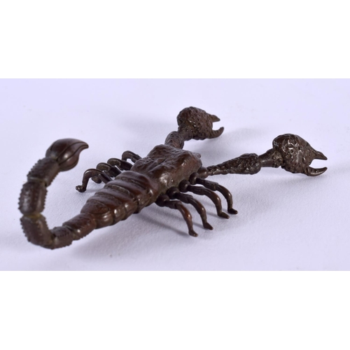 1823 - A JAPANESE BRONZE SCORPION. 48 grams. 8.5 cm x 4 cm.