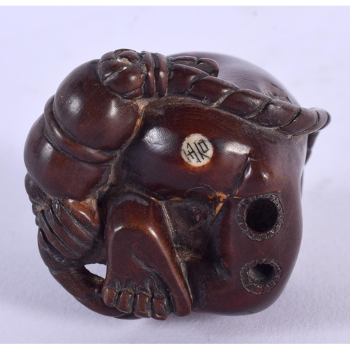 1850 - A JAPANESE BOXWOOD MONKEY NETSUKE. 36 grams. 5.5 cm x 4.5 cm.