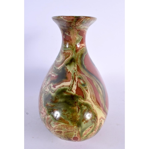 1878 - AN UNUSUAL EARLY 20TH CENTURY CHINESE MARBLEISED AGATE POTTERY VASE Late Qing/Republic, decorated wi... 