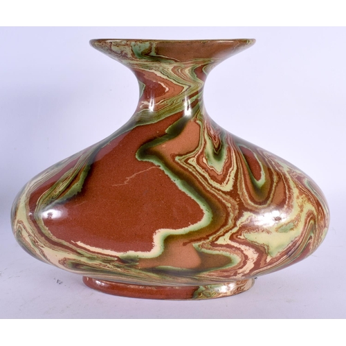 1878 - AN UNUSUAL EARLY 20TH CENTURY CHINESE MARBLEISED AGATE POTTERY VASE Late Qing/Republic, decorated wi... 