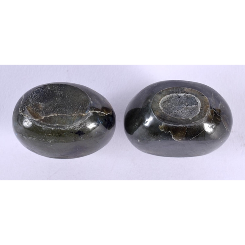 1926 - A RARE PAIR OF 19TH CENTURY CHINESE CARVED LABRADORITE STONE SNUFF BOTTLES Qing. 5.5 cm x 5 cm.