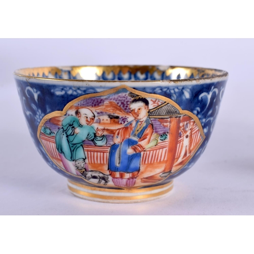 1953 - AN 18TH CENTURY CHINESE EXPORT MANDARIN PORCELAIN TEABOWL AND SAUCER Qianlong. 10 cm diameter. (2)