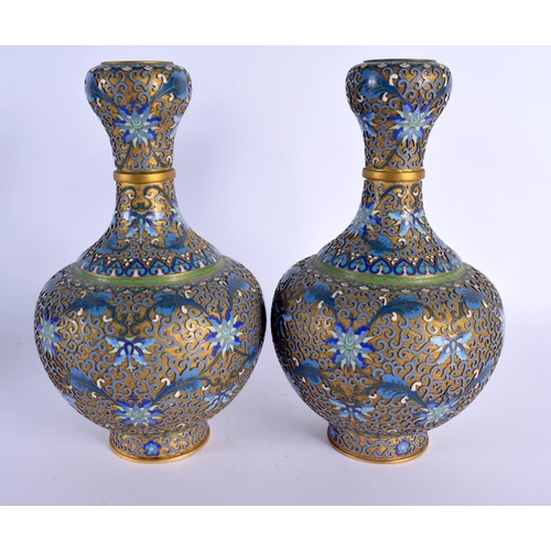 2000 - A LARGE PAIR OF EARLY 20TH CENTURY CHINESE CLOISONNE ENAMEL VASE Late Qing/Republic. 28 cm x 14 cm.