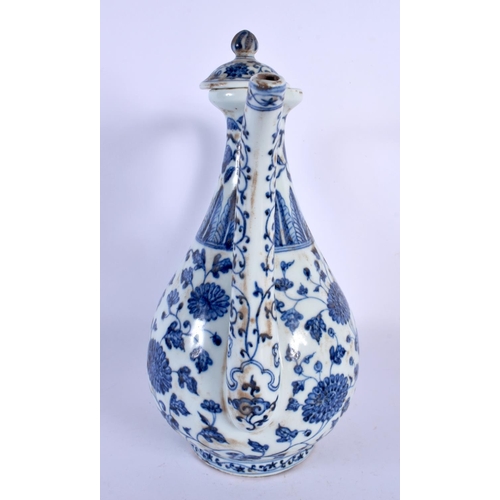 2019 - A VERY LARGE CHINESE BLUE AND WHITE PORCELAIN GUAN JAR 20th Century, together with an Islamic market... 