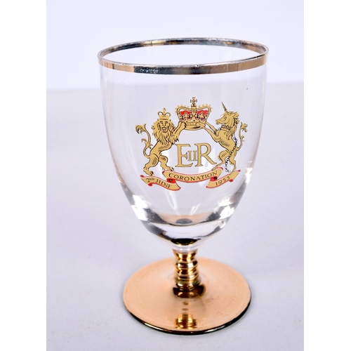 3018 - A collection of commerative glasses 1953 Queens Coronation 9cm (5).