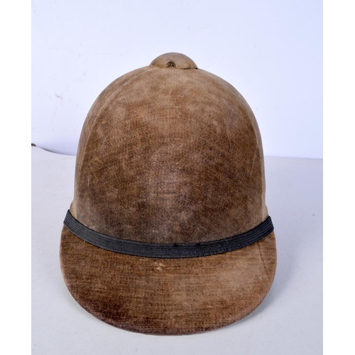 3078 - A Harris  Meyer vintage riding hat .