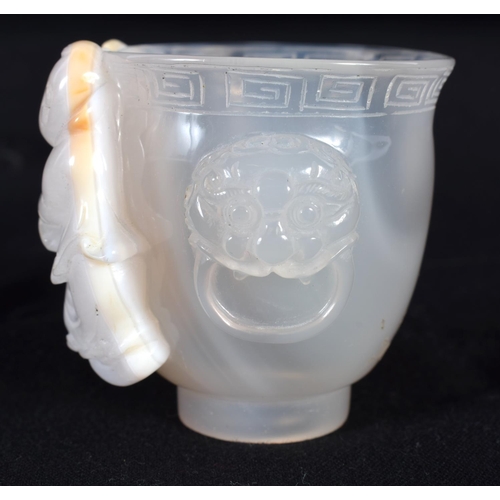 233 - A FINE 18TH/19TH CENTURY CHINESE CARVED AGATE CUP Qianlong/Jiaqing, the carver has cleverly utilised... 