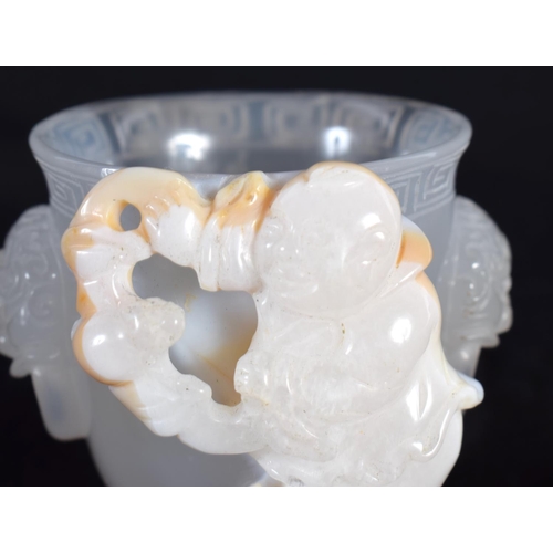 233 - A FINE 18TH/19TH CENTURY CHINESE CARVED AGATE CUP Qianlong/Jiaqing, the carver has cleverly utilised... 