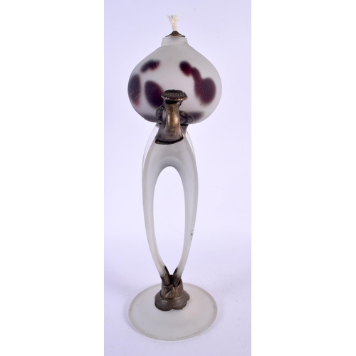 324 - A VINTAGE ART NOUVEUA STYLE ART GLASS LAMP. 30 cm high.