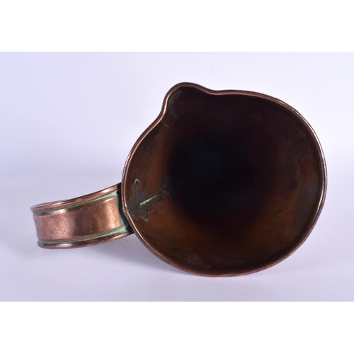 327 - A STYLISH ART NOUVEAU COPPER BEER MEASURE SERVING SCOOP. 30 cm high.