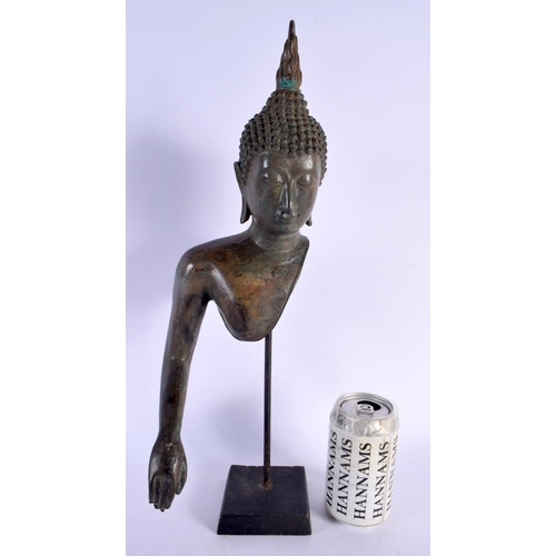 446 - A 19TH CENTURY THAI BRONZE BUDDHA FRAGMENT elegantly modelled with draped hands. 42 cm high.