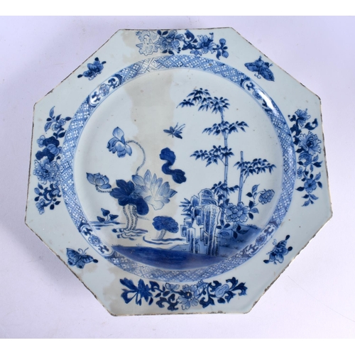 457 - A LARGE 18TH CENTURY CHINESE BLUE AND WHITE EXPORT PLATE Qianlong, together with a dragon dish. Larg... 