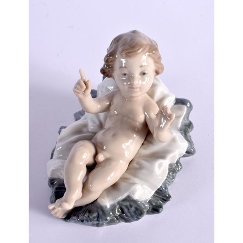 461 - A LLADRO FOUR PIECE NATIVITY PORCELAIN GROUP. Largest 30 cm high. (4)