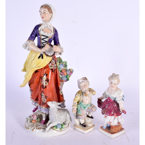 688 - AN EARLY 19TH CENTURY ENGLISH PORCELAIN TUREEN AND COVER together with three German figures. Largest... 