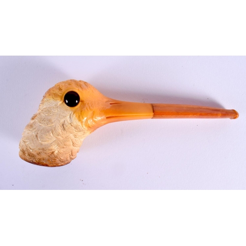 712 - A LARGE ANTIQUE MEERSCHAUM BIRD PIPE. 17 cm long.