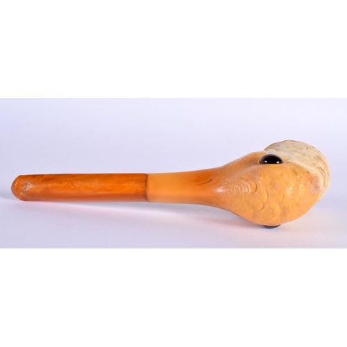 712 - A LARGE ANTIQUE MEERSCHAUM BIRD PIPE. 17 cm long.