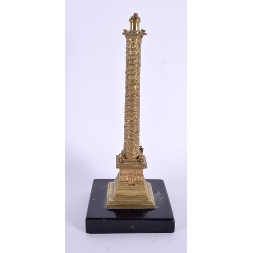 720 - A 19TH CENTURY EUROPEAN GRAND TOUR BRONZE COLUMN. 22 cm high