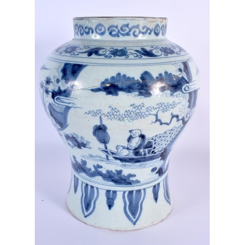 774 - A LARGE 17TH CENTURY FRANKFURT BLUE AND WHITE DELFT VASE painted with Oriental landscapes. 28 cm x 1... 