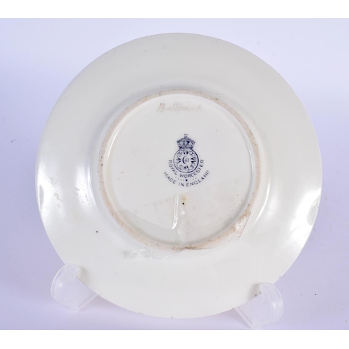 797 - A ROYAL WORCESTER PIN DSH by Powell. 12 cm diameter.