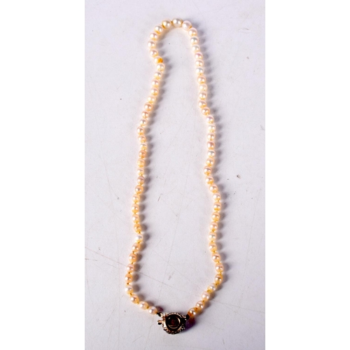 1229 - AN EDWARDIAN PEARL SAPPHIRE AND DIAMOND NECKLACE. 11.7 grams. 40 cm long.