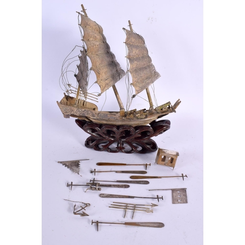 2448 - A LATE 19TH CENTURY CHINESE EXPORT SILVER JUNK BOAT Qing. 24 cm x 21 cm.