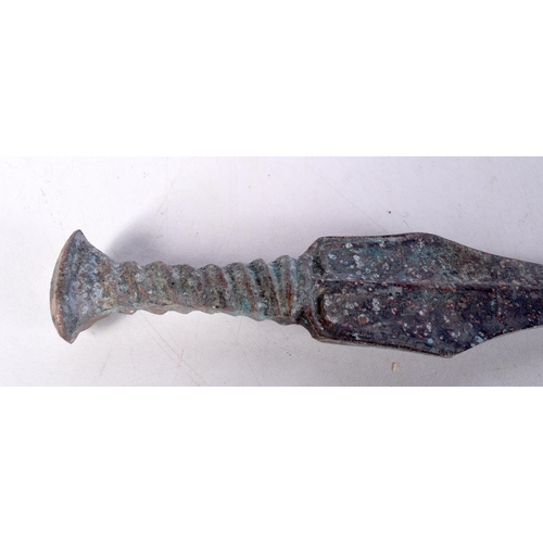 3489 - A Chinese bronze dagger 35 cm.