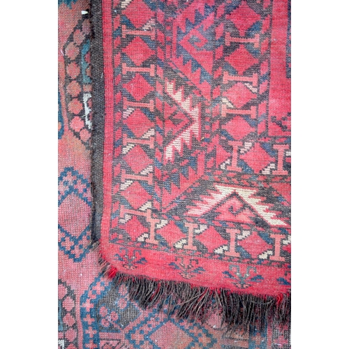 3990 - A large Turkman rug 295 x 210 cm.