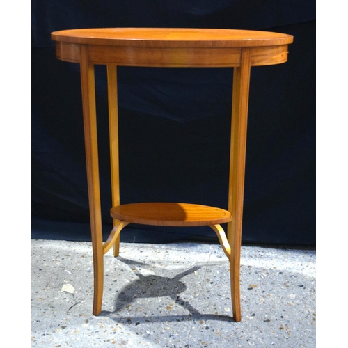 3995 - A two tier Hall table 71 x 61cm