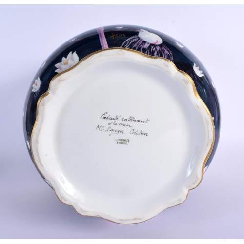 29 - A LARGE FRENCH LIMOGES PORCELAIN FLAMENGO JARDINIERE. 28 cm x 20 cm.