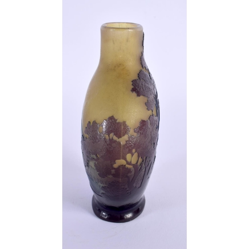 31 - A FINE EARLY 20TH CENTURY FRENCH GALLE TRIPLE LAYER GLASS VASE decorated with landscapes. 12 cm x 9 ... 