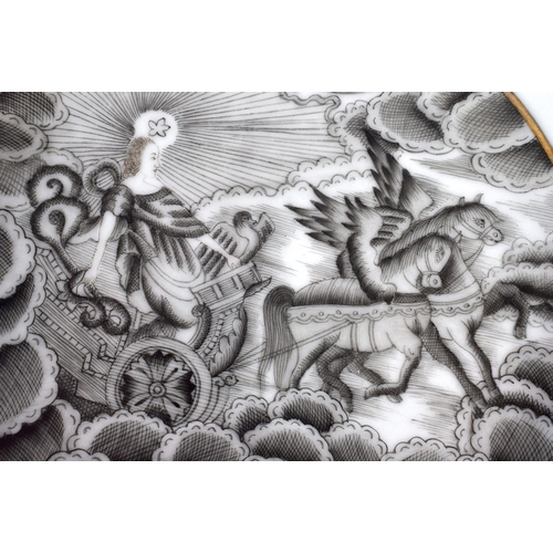 38 - AN 18TH CENTURY CHINESE EXPORT EN GRISAILLE PORCELAIN PLATE Qianlong, painted with a chariot scene. ... 
