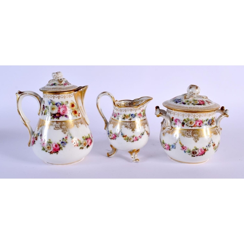 181 - 19th c. Paris porcelain cabaret set in Sevres style. 24 cm x 24 cm. (4)