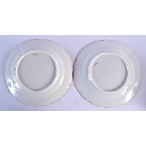 190 - Vieux Paris porcelain pair of plates, green bordered painted with a central bouquet of flowers sur... 