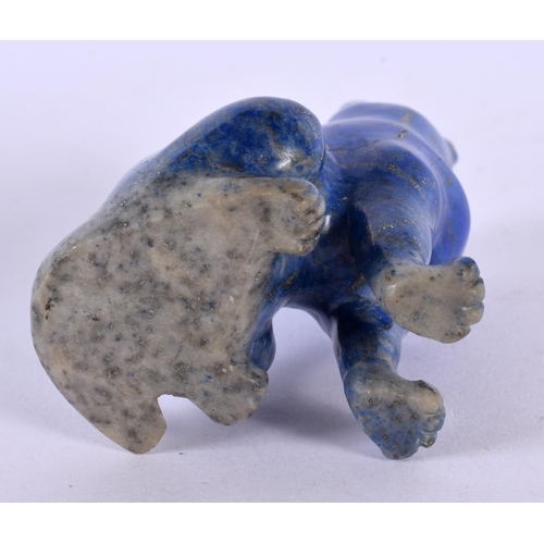 495 - AN EARLY 20TH CENTURY CHINESE CARVED LAPIS LAZULI FIGURE OF A WOLF Late Qing/Republic. 10 cm x 5 cm.