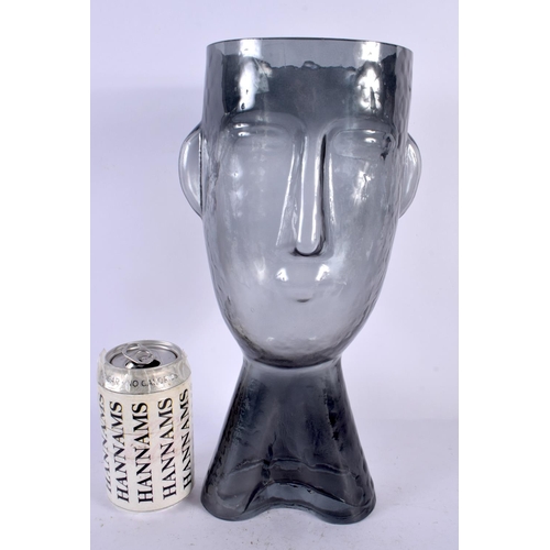 566 - AN UNUSUAL LARGE SMOKEY GLASS PORTRAIT VASE. 33 cm x 14 cm.