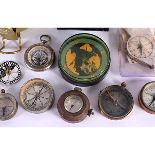 590 - VINTAGE COMPASSES. (qty)