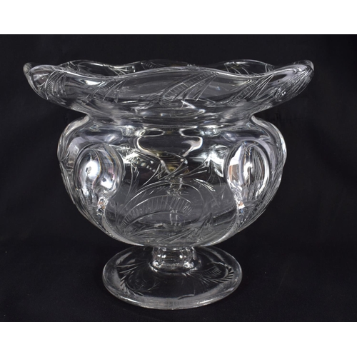 64 - A FINE EARLY 20TH CENTURY GLASS BOWL Attributed to Powell. 20 cm x 18 cm.