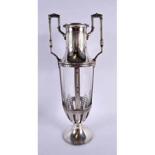 658 - A SECCIONIST MOVEMENT TWIN HANDLED SILVER PLATED TROPHY probably WMF. 42 cm x 14 cm.